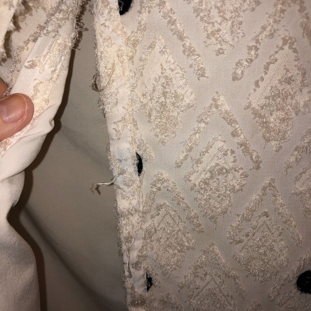 THML Womens XS Cream Black Dot Textured Jacquard Tie Front Blouse Top Damage - Picture 5 of 11